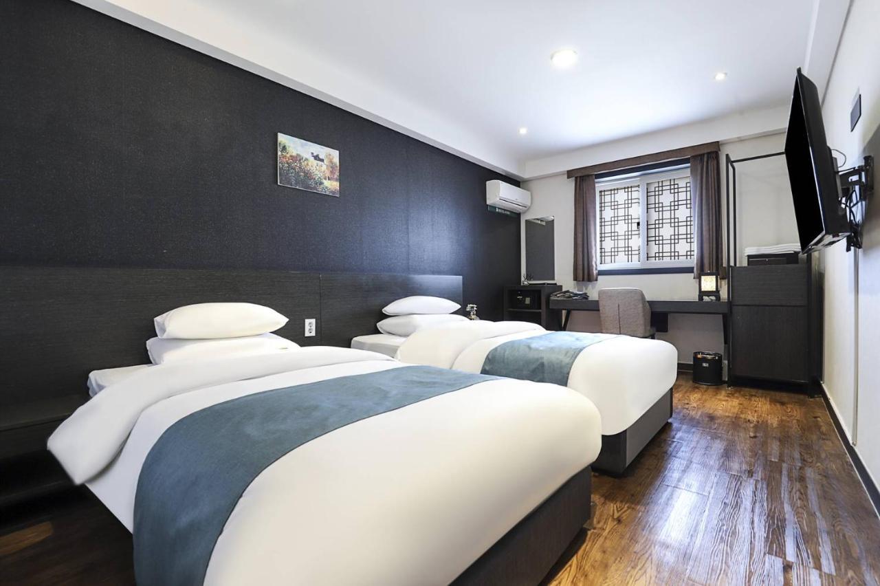 Suwon Dono1796 Hotel Exterior photo