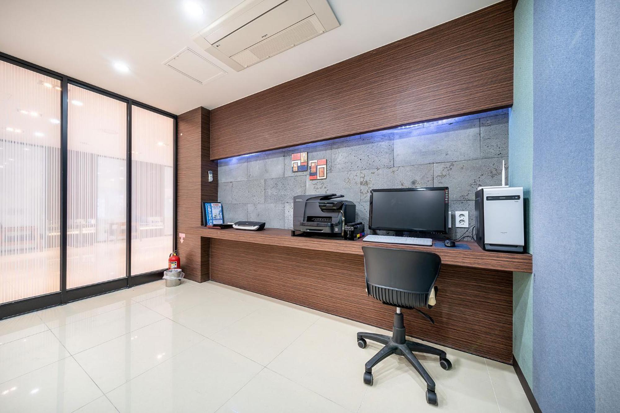 Suwon Dono1796 Hotel Exterior photo