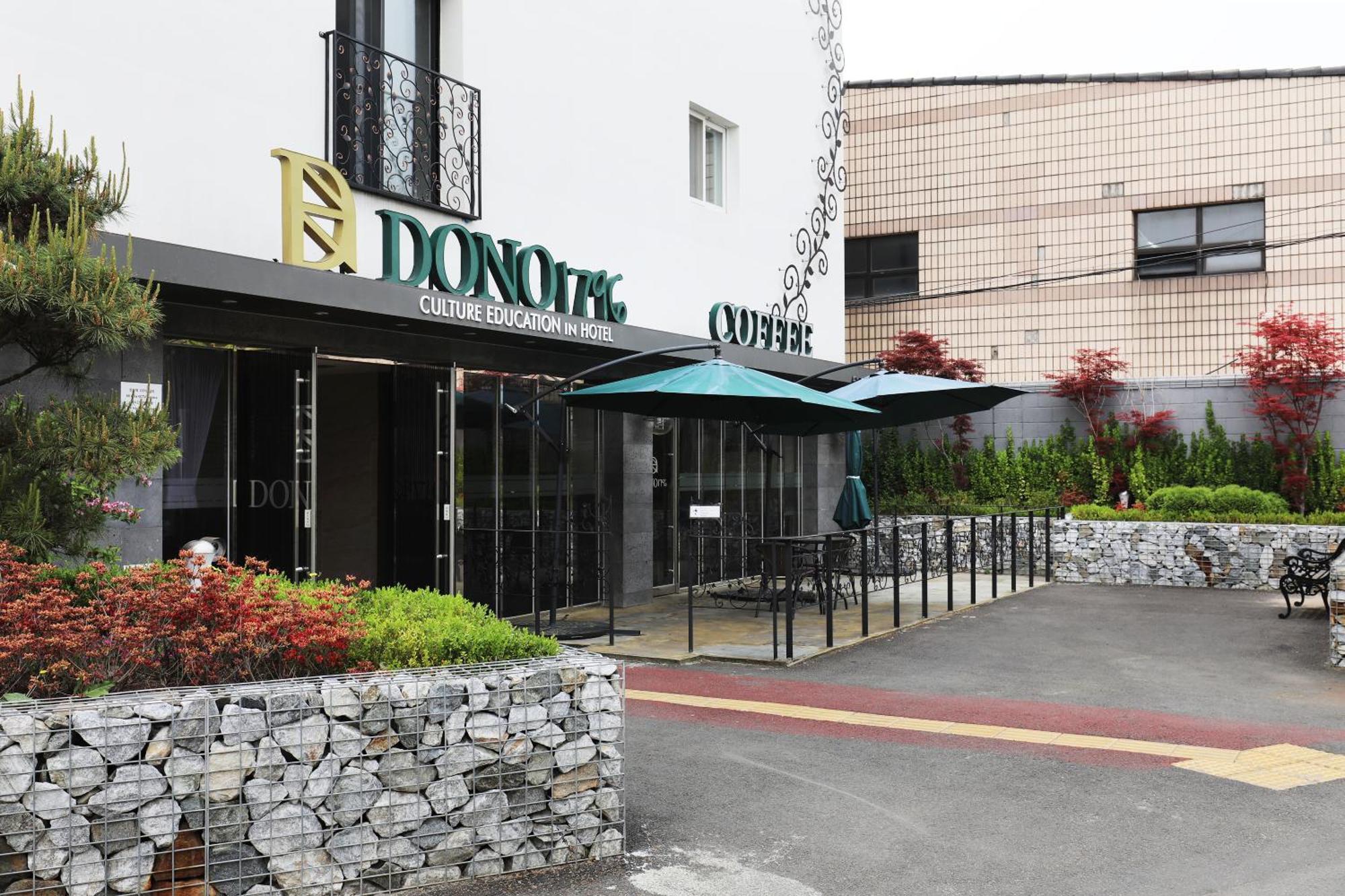 Suwon Dono1796 Hotel Exterior photo